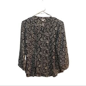 Liz Claiborne black and white floral patterned lightweight blouse in Sz M. NWOT